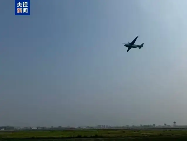 可载重3.5吨的“无人空中重卡”，长鹰-8成功首飞